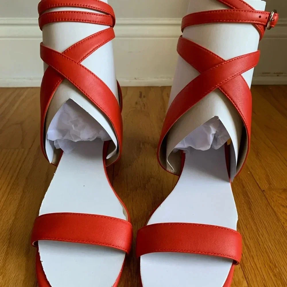 Ann Taylor Wedge Strappy Sandals Size 8